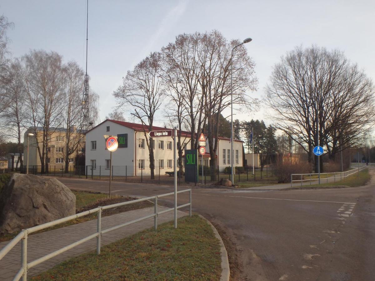 Mezciems  Hostel Sili מראה חיצוני תמונה